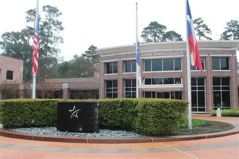 Lone Star College-System Office 5000 Research Forest Drive The Woodlands, Texas 77381 832.813.6500